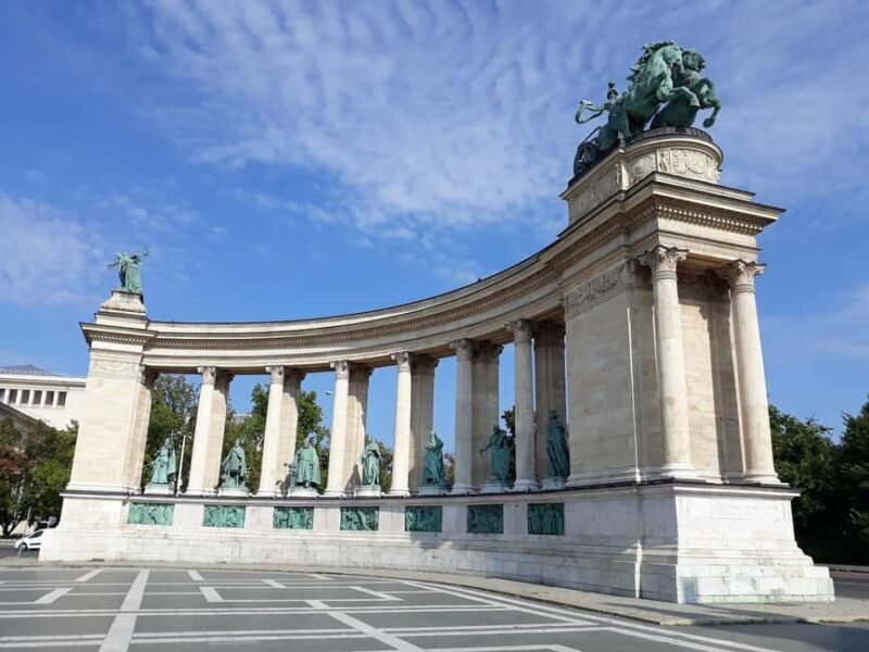 Budapest: Heroes' Square and City Park Tour with Folk Music - FAQ