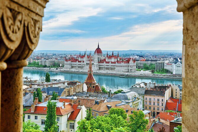 Budapest Highlights Self guided scavenger hunt and Walking Tour - Who Will Love This Tour?
