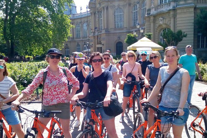 Budapest Historic Downtown Bicycle Tour in small groups - An In-Depth Look at the Budapest Bicycle Tour