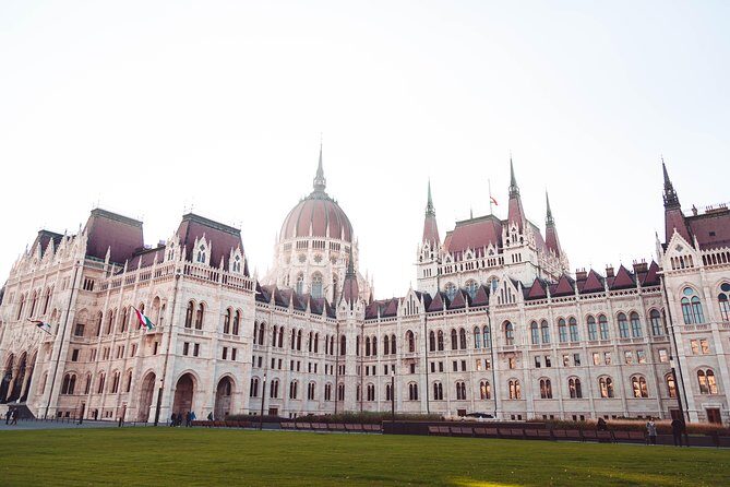 Budapest Historical Sightseeing - Free Walking Tour - A Deep Dive into the Budapest Historical Sightseeing Walking Tour