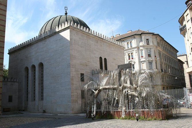 Budapest Jewish Heritage Tour & Synagogue Ticket - FAQs