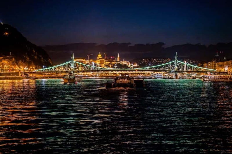 Budapest: Lotus Cruise with Unlimited Premium Drinks - The Bonus: Pixim Immersive Space