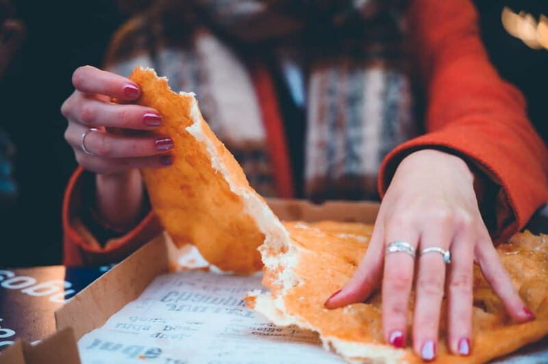 Budapest Market and Food Tasting Tour with a Local Guide - Key Points