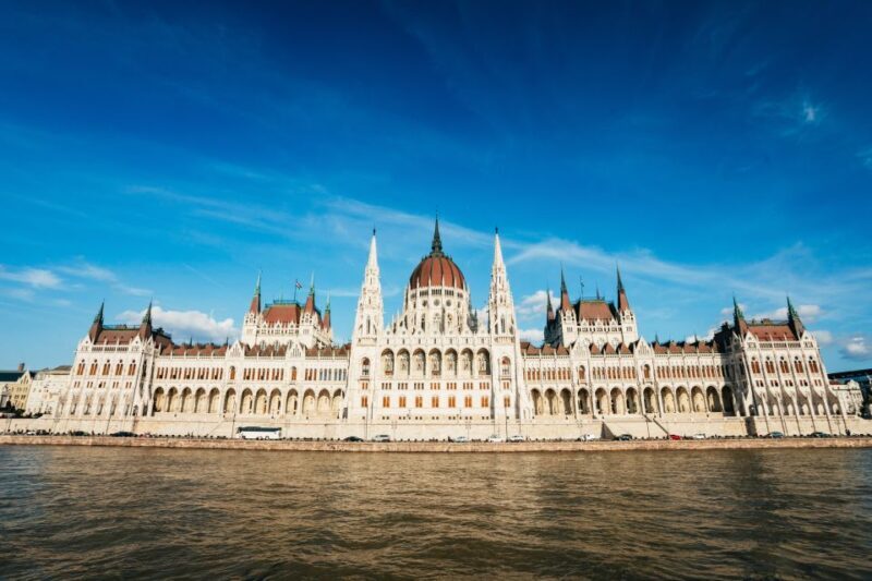 Budapest: Nighttime or Daytime Sightseeing Cruise - Frequently Asked Questions
