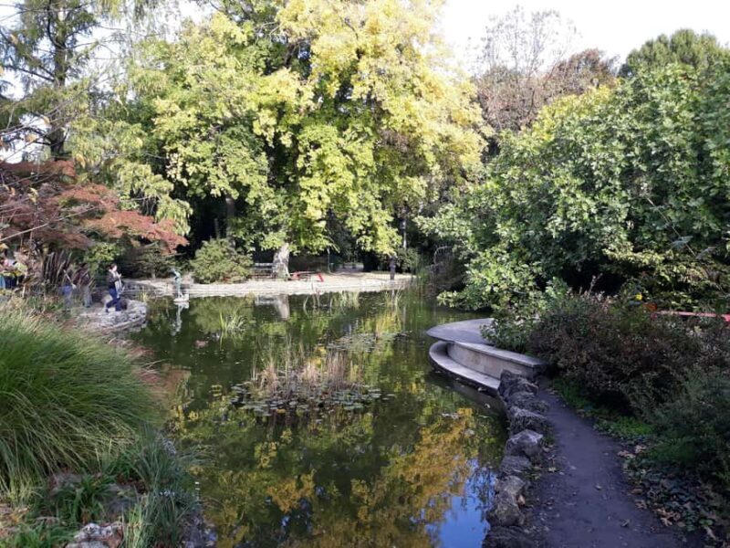 Budapest: Old Buda Walking Tour & Folk Music Performance - Who Should Book This Tour?