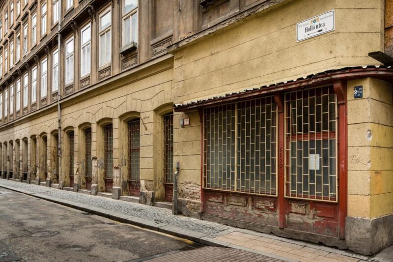 Budapest Old Jewish Quarter History Private Walking Tour - A Deep Dive into Budapest’s Jewish Heritage