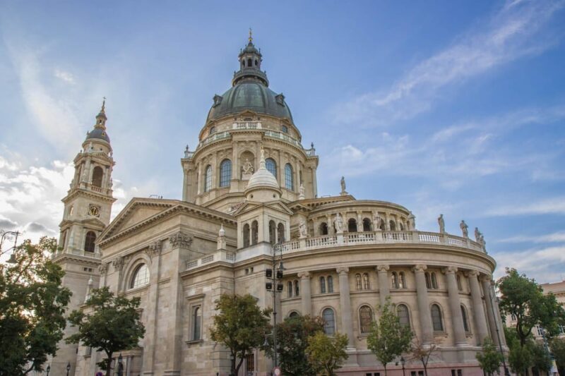Budapest Old Town and Top Attractions Private Walking Tour - An In-Depth Look at the Tour Itinerary