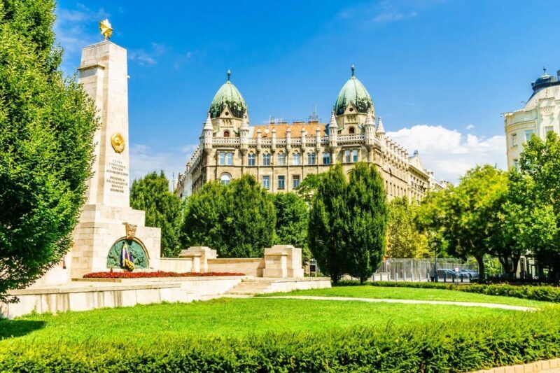 Budapest Old Town and Top Attractions Private Walking Tour - Frequently Asked Questions