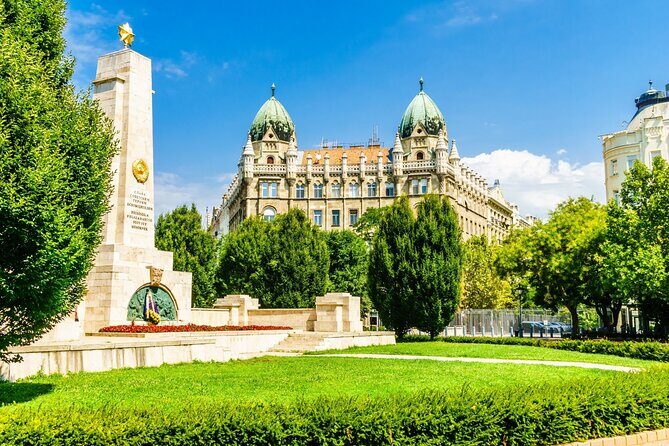 Budapest Old Town and Top Attractions Private Walking Tour - Frequently Asked Questions