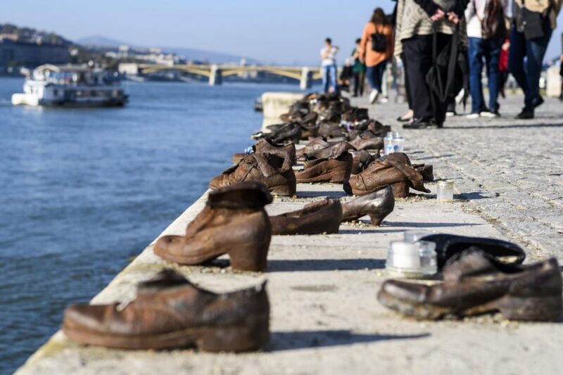 Budapest: Parliament, Christmas Market and Ferris Wheel - Key Points