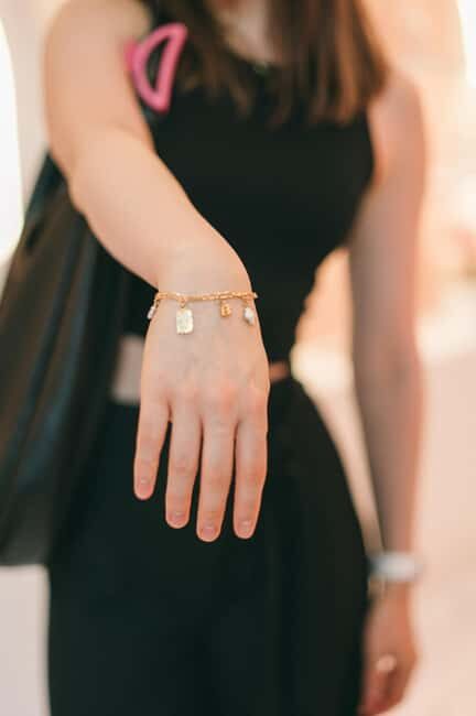 Budapest: Personalized Bracelet-Making Experience - Budapest: Personalized Bracelet-Making Experience