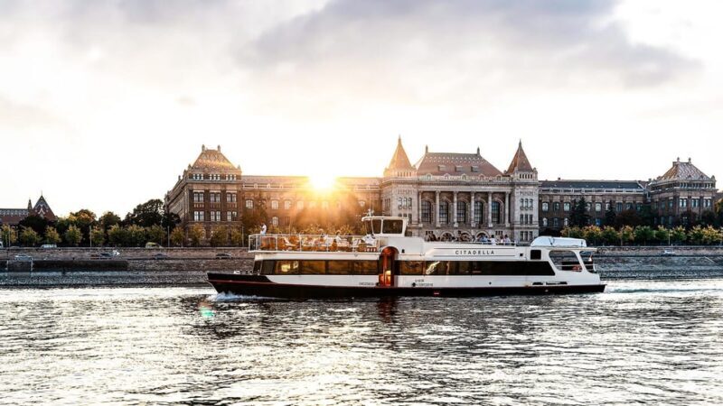 Budapest: Premium Sightseeing Cruise with Tokaj Frizzante - Authentic Feedback from Previous Travelers