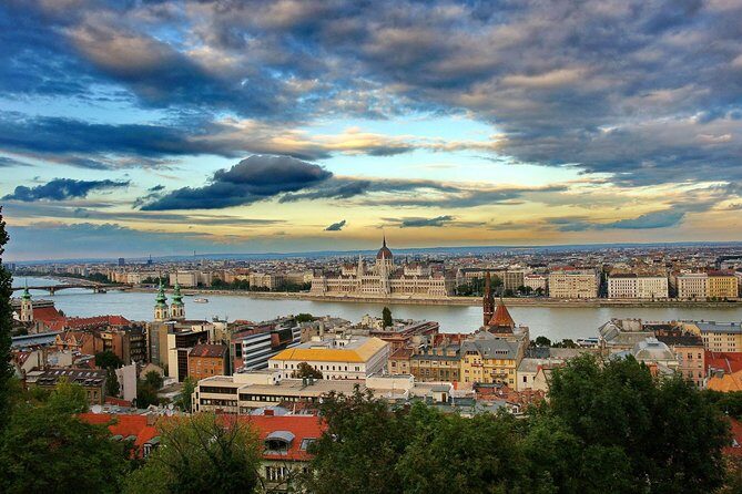 Budapest Private Full Day City Tour with a comfortable air -conditioned car - Who Will Love This Experience?