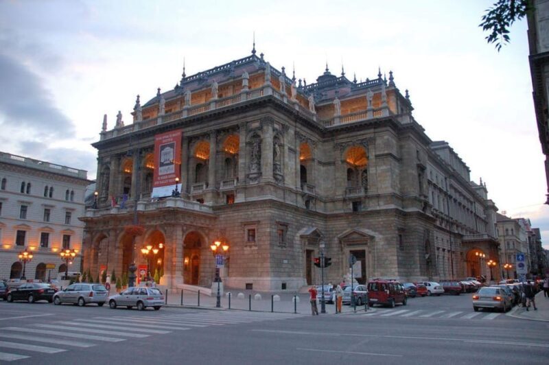 Budapest: Private Half Day Sightseeing Ride with Local - A Detailed Look at the Experience