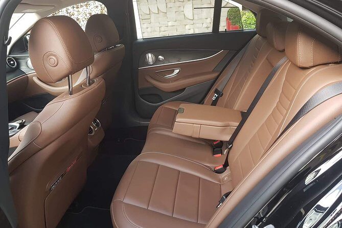 Budapest Private Round Trip Airport Transfer in a Luxury Car - Why Choose This Service?