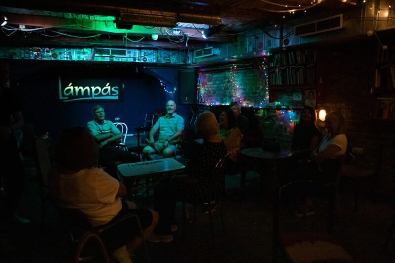 Budapest: Ruin Bars Walking Tour with Drinks and Snacks - What is the Budapest Ruin Bars Walking Tour?