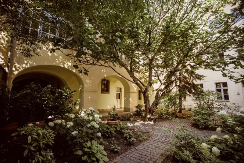 Budapest: Secrets of the Old Town of Buda Guided Walk - Key Points