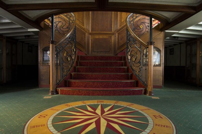 Budapest: Sightseeing Cruise on the Danube - The Experience at a Glance