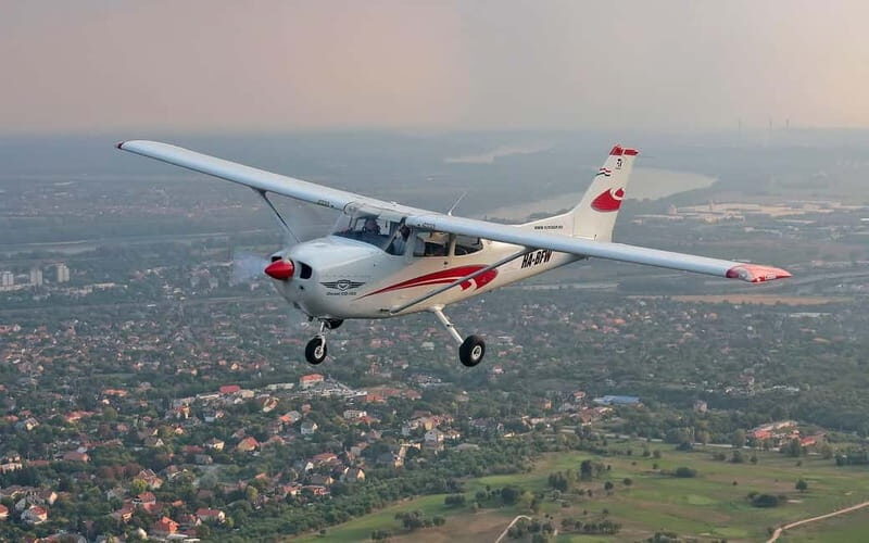 Budapest Sightseeing Flight with Cessna C172 - What to Expect from Your Budapest Aerial Tour