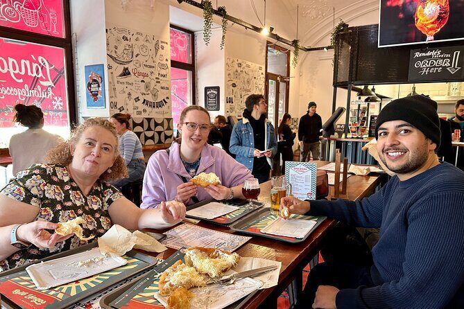 Budapest Street Food Tour with Local Snacks, Dessert and Beer - Exploring Budapest’s Street Food Scene