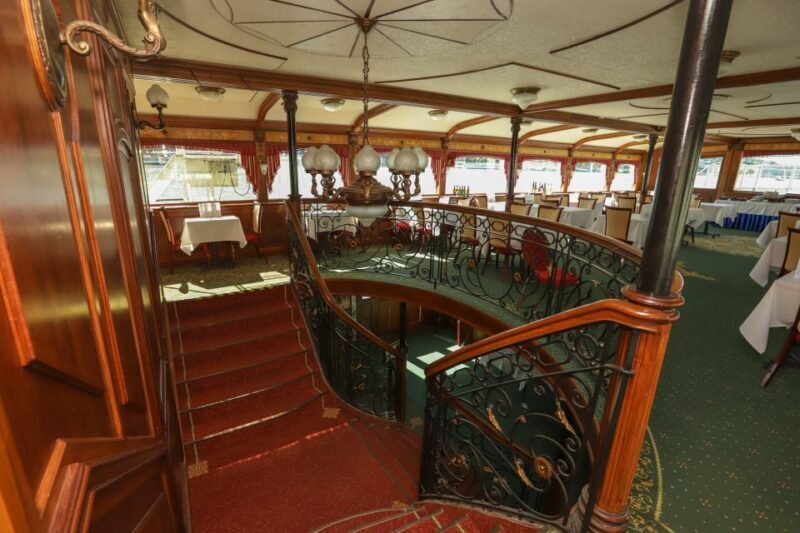 Budapest: Summer Brunch & Cruise with Prosecco or Cake - What to Expect from the Budapest Brunch & Cruise