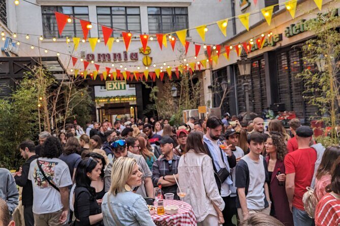 Budapest Vibe: Ruin Bars, Street Art and Culture Tour - A Detailed Look at the Itinerary