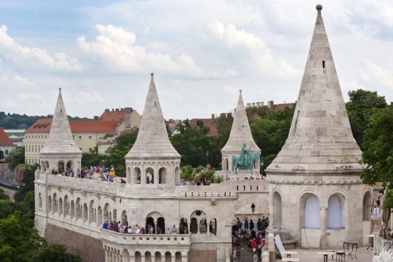 Budapest: Walking Tour in German - An Overview of the Tour Experience