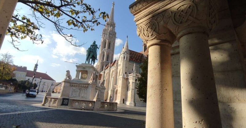 Budapest: Walking Tour in the Buda Castle District - Detailed Review of the Buda Castle District Walking Tour