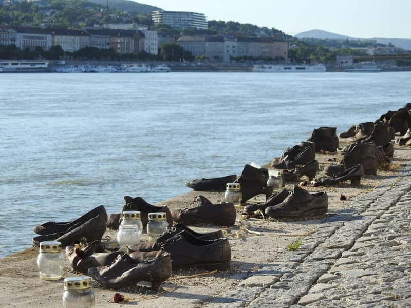 Budapest: Walking Tour to the Shoes Memorial and Parliament - Walking through St. Stephens Basilica and Elizabeth Square