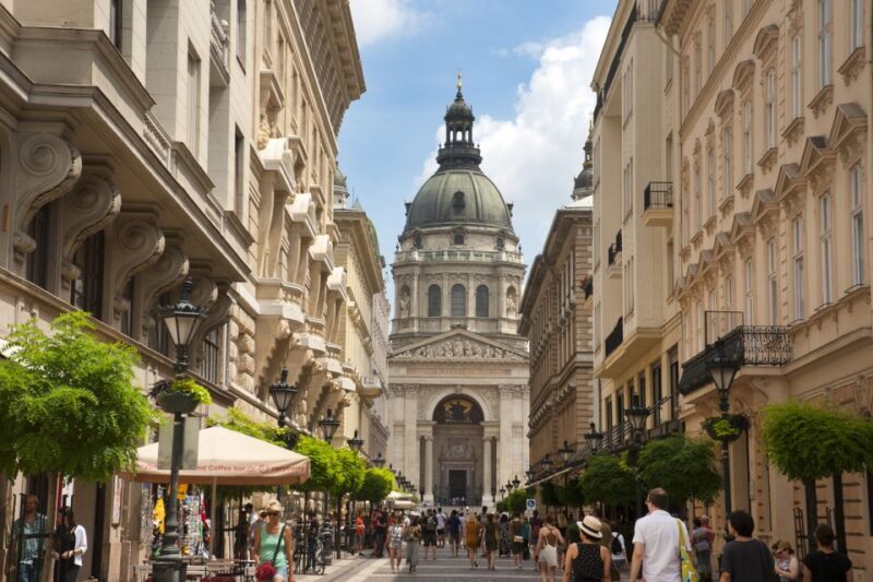Budapest Walking Tour with a Professional Local Guide - Who Will Love This Tour?