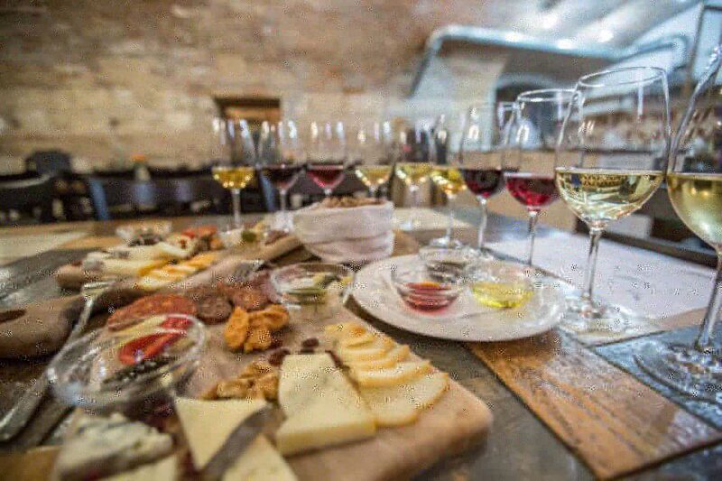 Budapest: Wine, Cheese, and Charcuterie Tasting - Review Highlights & Authentic Perspectives