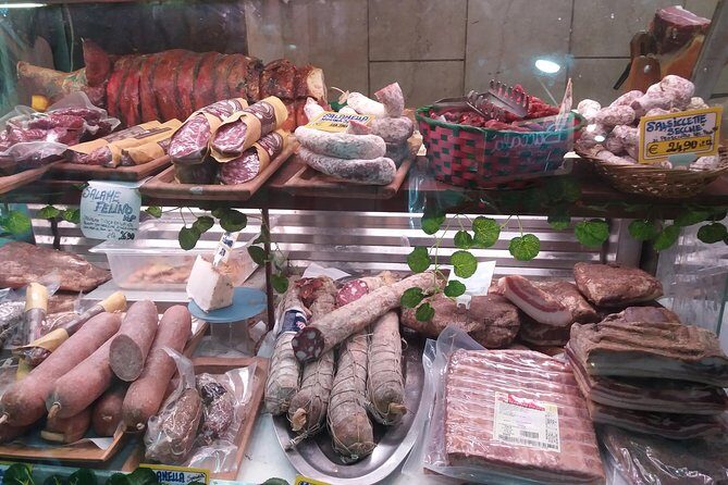 Budget-friendly Street Food Tour of Trastevere Quarter Smaller Group - The Experience: A Closer Look