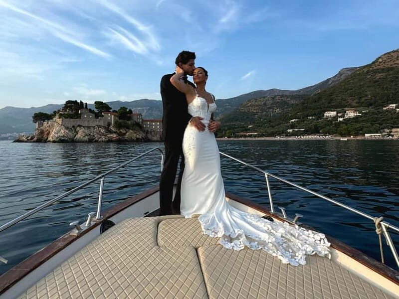 Budva: Private Sightseeing Boat Tour with Swimming & Drinks - What Makes This Tour Stand Out?