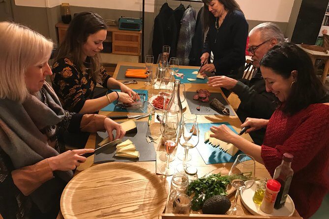 Build A Catalan Charcuterie Cheese Board & Wine Pairing (V/VG Options) - Why This Tour Stands Out