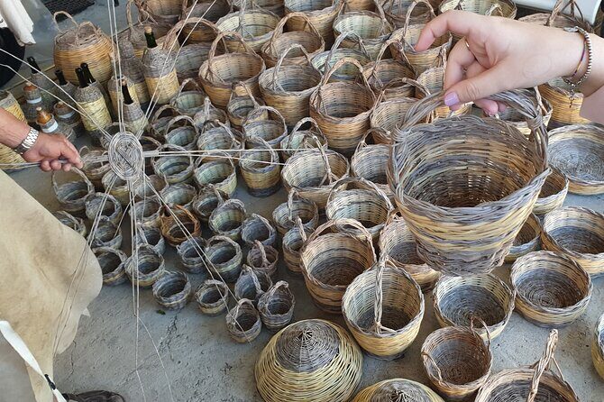 Build a typical Sardinian basket with your hands - Discovering Sardinian Tradition Through Basket Weaving