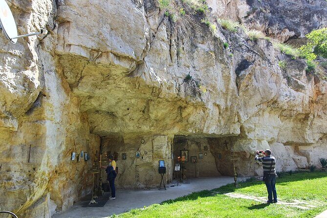 Bulgaria Day Trip - Private Tour from Bucharest - Veliko Tarnavo & Arbanasi - Final Thoughts: Who Is This Tour Perfect For?