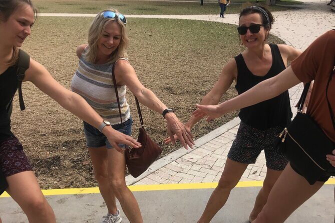 Burbank City Scavenger Hunt Excursion by Crazy Dash - Exploring the Burbank Scavenger Hunt: What to Expect