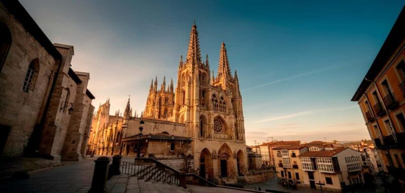 BURGOS From Madrid: VIP Guided tour & private Van - Introduction
