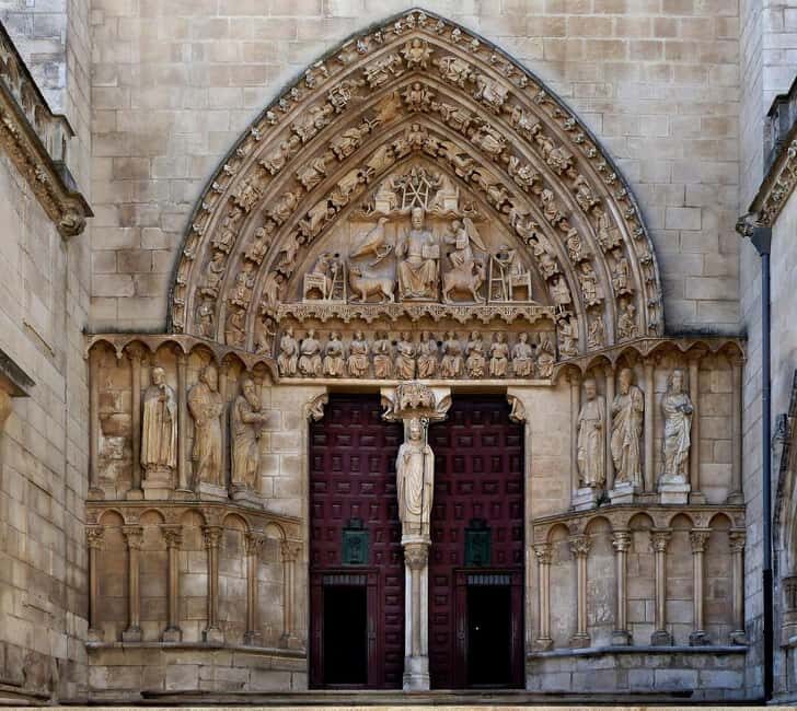 BURGOS From Madrid: VIP Guided tour & private Van - Key Points