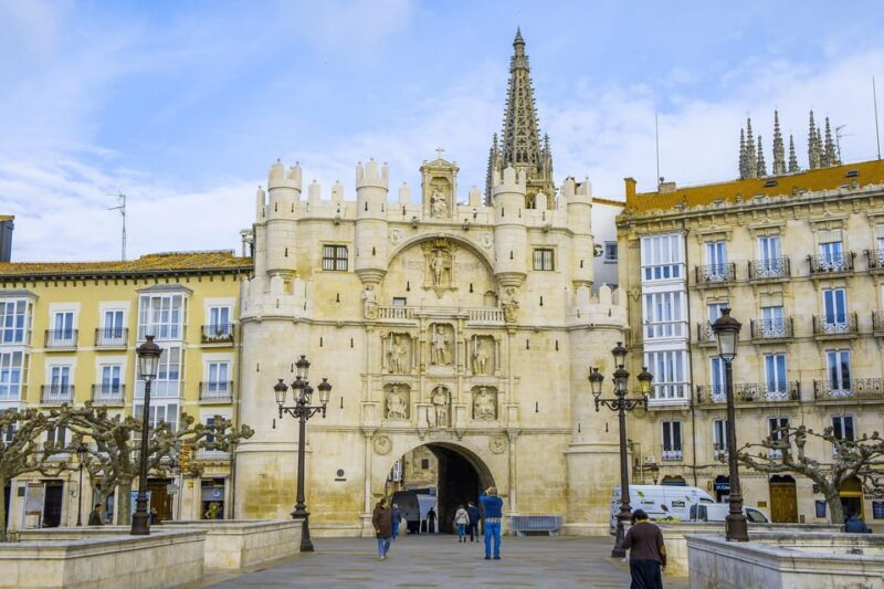 Burgos - Old Town Private Historic Walking Tour - What We Loved About the Tour