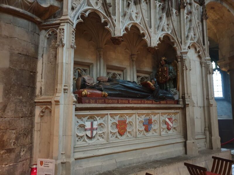 Burnings, Butchery & Black Death: London's Bloody Past - Exploring London’s Bloody Past: What to Expect