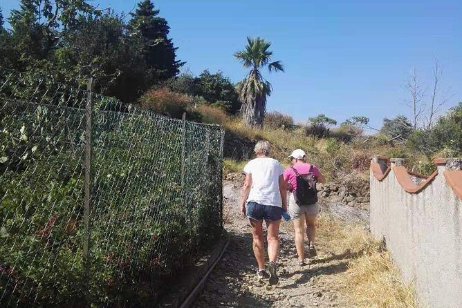 Bussana: a ghost village saved by art - Comparing the experience