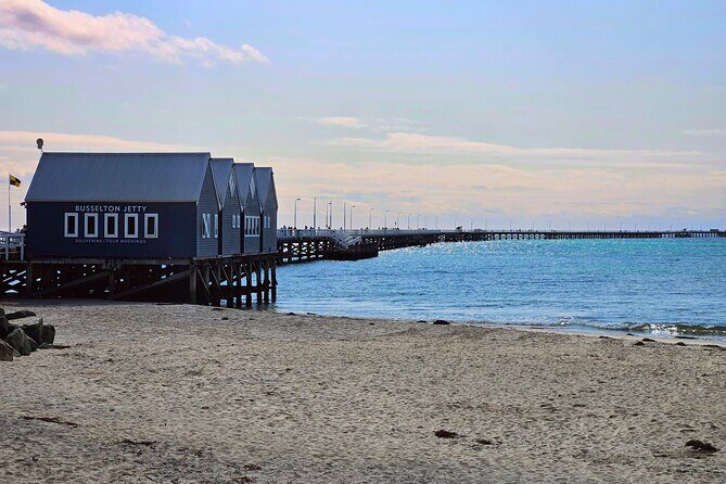 Busselton Jetty and Underwater Observatory - Exploring the Surrounding Towns and Countryside