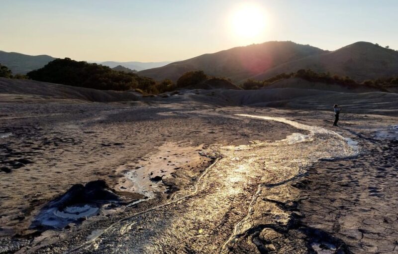 Buzau: Mud Volcanoes, Salt Mountain and Strange Sandstones - Key Points