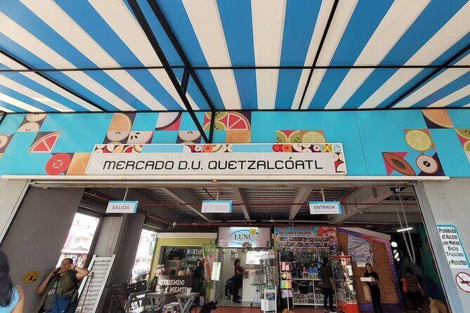 Cable car on a walking tour through iztapalapa - The Sum Up: Is It Worth It?