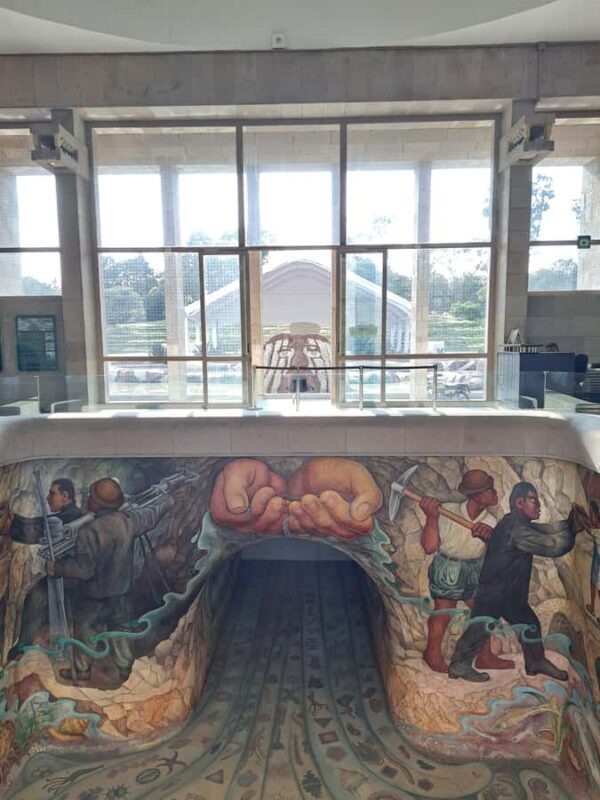 Cable Car Tour, Pantheon, and Cárcamo de Chapultepec CDMX - Target Audience and Suitability