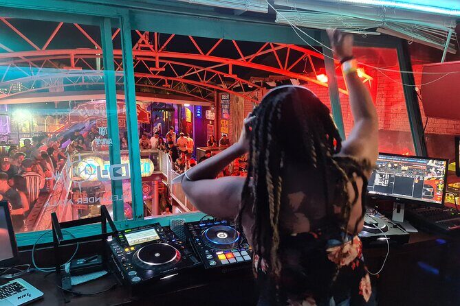 Cabo Bar Crawl - The BEST Bar and Clubs in Cabo - A Deep Dive into the Cabo Bar Crawl Experience