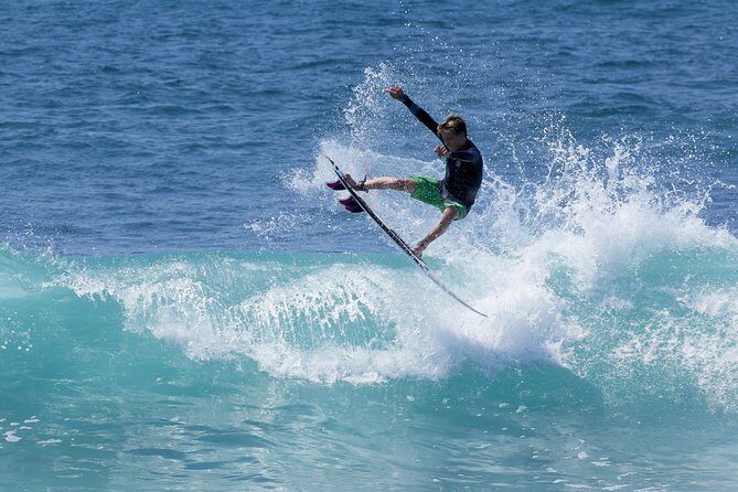 Cabo full day surf expedition with uncrowded ocean waves - Key Points