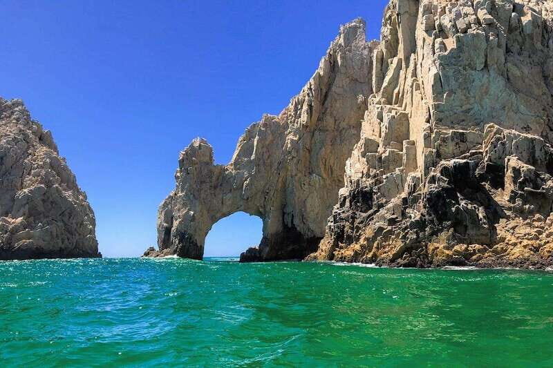 Cabo Glass-Bottom Boat  Arch, Marine Life & Scenic Views - Who Will Love This Experience?