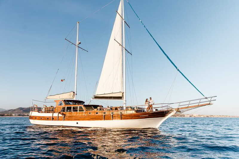 Cabo: Luxury Yacht Snorkel Cruise with Lunch and Open Bar - The Gourmet Baja Lunch